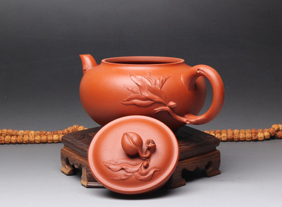 【一公砂艺名家收藏宜兴原矿紫砂泥手工贴花花货经典壶型寿桃】价格,厂家,图片,茶具套装,宜兴市丁蜀镇张文陶瓷经营部-