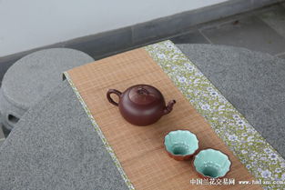 原紫砂二厂沈龙娣 国家级高级工艺美术师绞泥壶